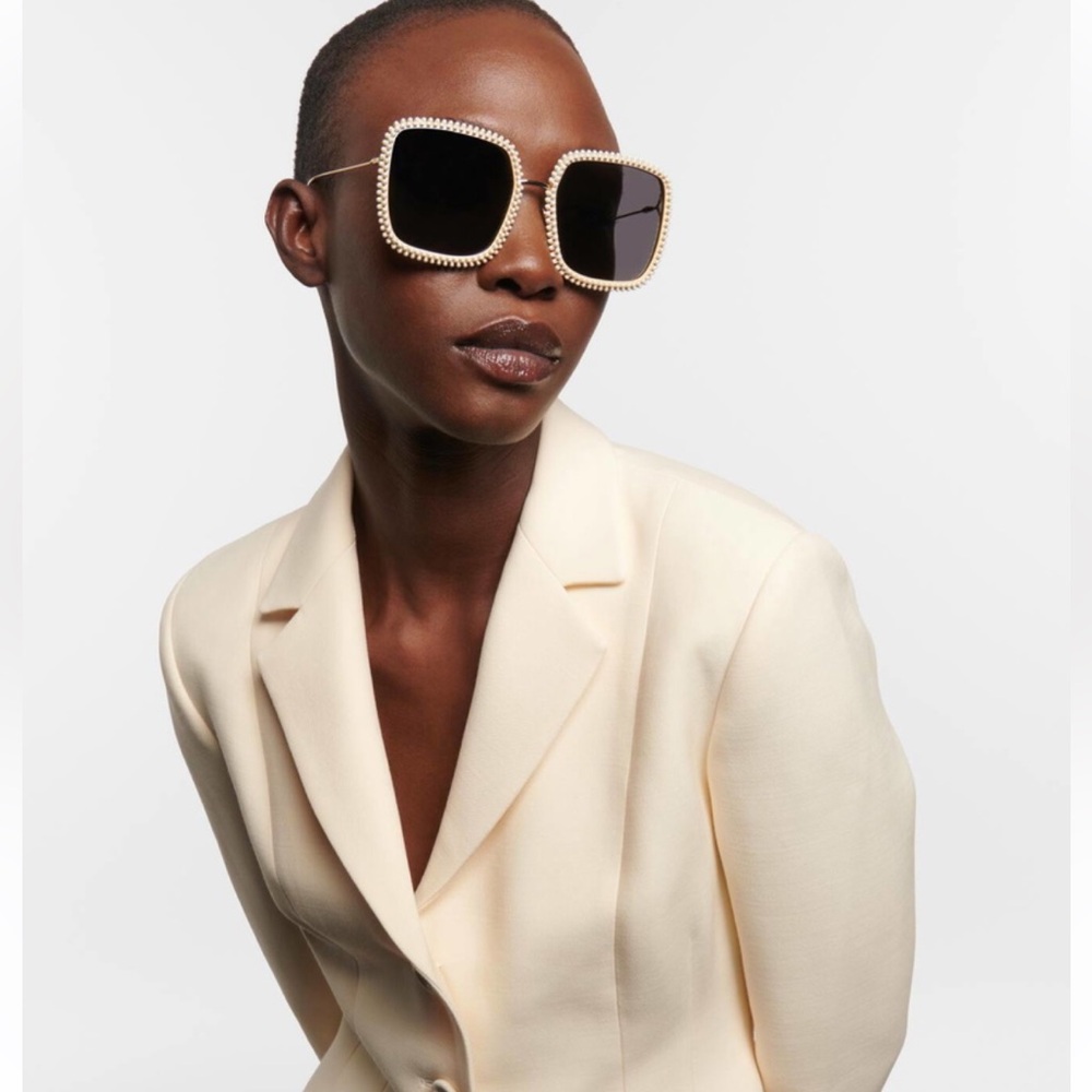 DIOR MissDior S2U Pearl Sunglasses - Picture 12 of 16